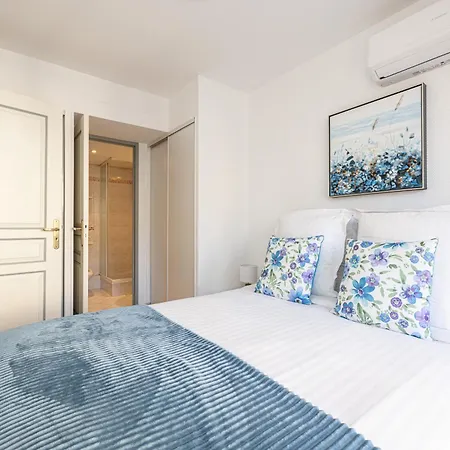 Eden Park 2 Piece, Clim, Parking *